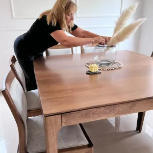 Mesa cuadrada guatambu moscu - SILVINA C MUEBLERIA DECORACION