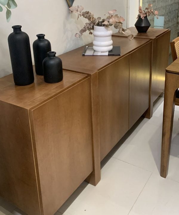 Bahiut vajillero Moderno madera puertas Amalfi - SILVINA C