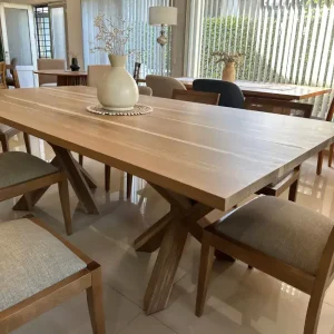 Mesa comedor madera Paraíso macizo Mardel - SILVINA C 52