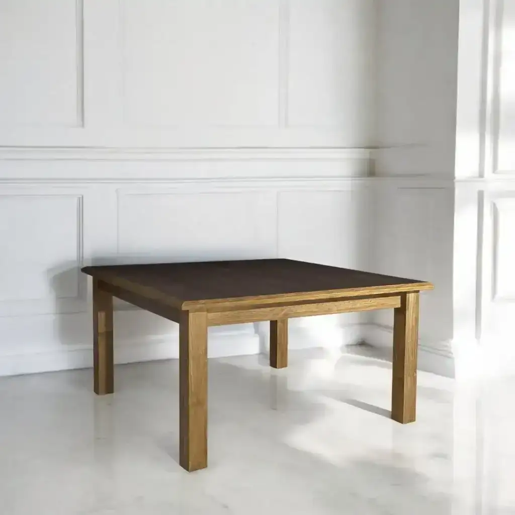 Mesa cuadrada comedor madera Pino Gio - SILVINA C