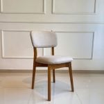 Silla Nórdica comedor tapizada madera Cindy