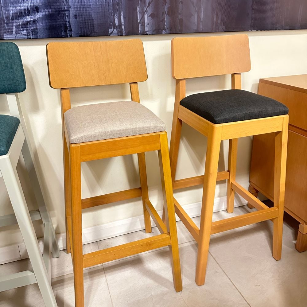 Banqueta alta desayunador madera Mou - SILVINA C 67 Banqueta alta desayunador madera Mou - SILVINA C 67