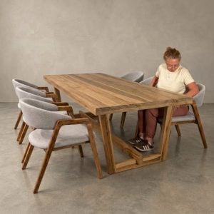 Mesa comedor madera Petiribí macizo Nápoles - SILVINA C 52678