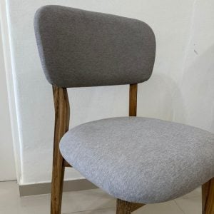 Silla comedor tapizada madera Petiribí Cindy - SILVINA C 3 (1)
