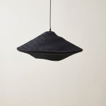 Lampara pantalla colgante fibra Seagrass negra Malva